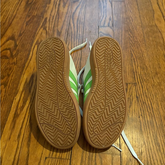 adidas White and Green Sneakers - Picture 3 of 4